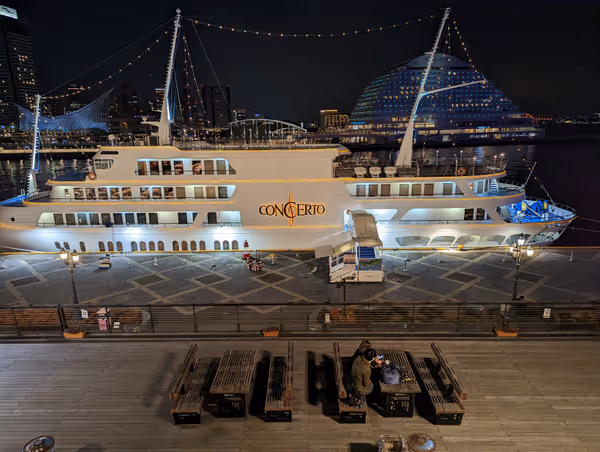 Photo of Minato Motomachi Station | Harborland Mosaic Seaside Plaza | Rest Spot 4