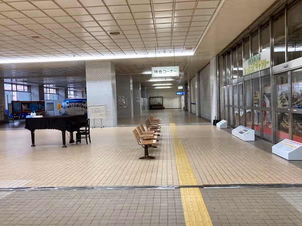Photo of Shimonoseki Station | Waiting Area | Rest Spot 2