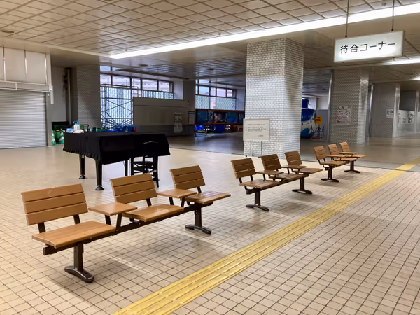Photo of Shimonoseki Station | Waiting Area | Rest Spot 1
