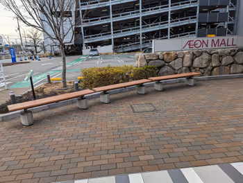 Rest area at the subway entrance of Chuo Ichibamae Station AEON MALL Kobe Minami 3