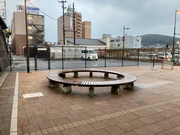 Photo of Shimonoseki Station | West Exit, Along the Overpass | Rest Spot 2