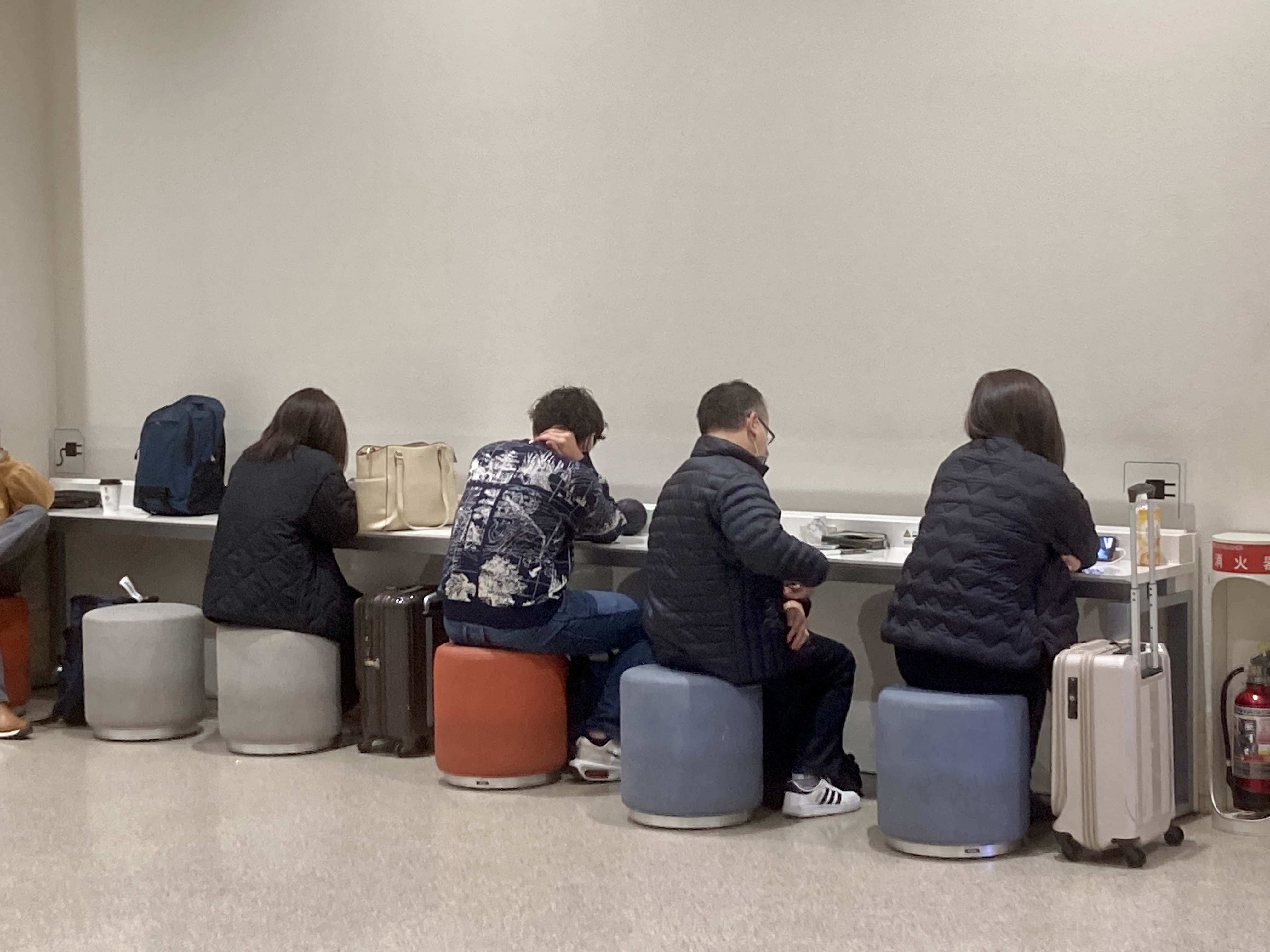 Photo of Naha Airport Station | Naha Airport, 2nd Floor Domestic Terminal Area, Wall Opposite the Kids' Space | Rest Spot 1