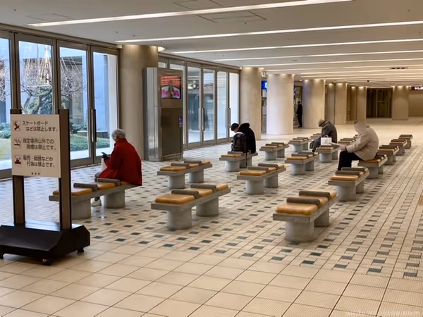 北鉄金沢駅改札口付近の写真1