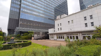 Nihonbashi Station | Nihonbashi Takashimaya Rooftop Garden | Rest Spot