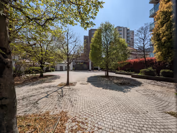 立川南駅柴崎中央公園の休憩場所その3