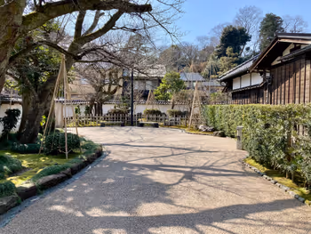 Photo of Hokutetsu Kanazawa Station | Kuromon-mae Green Space (Moat Side) | Rest Spot 2