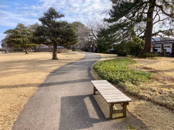 金沢城公園 石川門付近の散策路の写真1