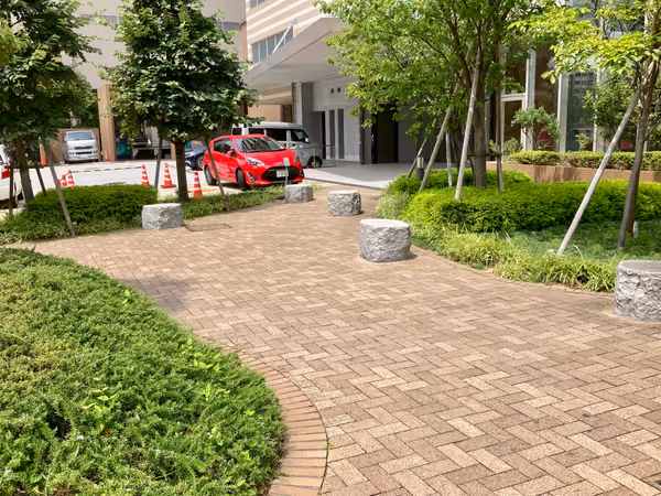 Photo of Nishinomiya-Kitaguchi Station | Kyūjō Bridge (Apartment Building Side) | Rest Spot 1