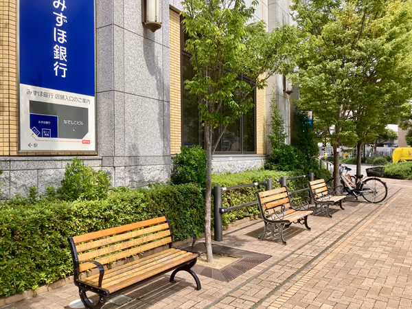 Photo of Nishinomiya-Kitaguchi Station | Art and Culture Center Intersection | Rest Spot 1