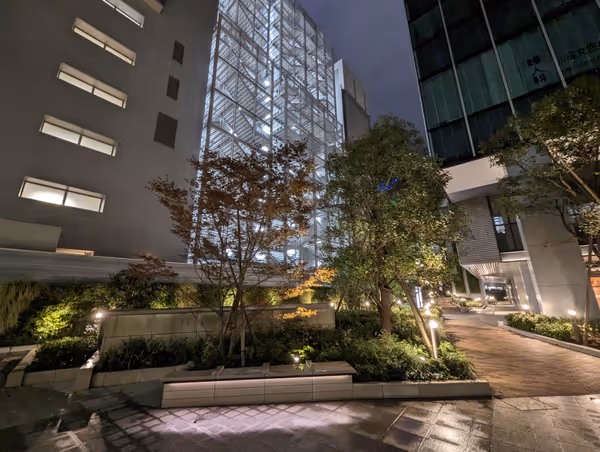 リンクススクエア新宿 公開空地の写真5