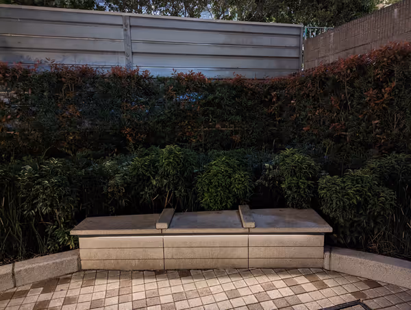 リンクススクエア新宿 公開空地の写真4