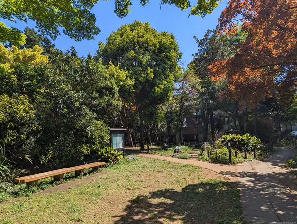 Photo of Shin-Egota Station | Nakano Ward-run Ebara Yashiki Forest Green Space | Rest Spot 1