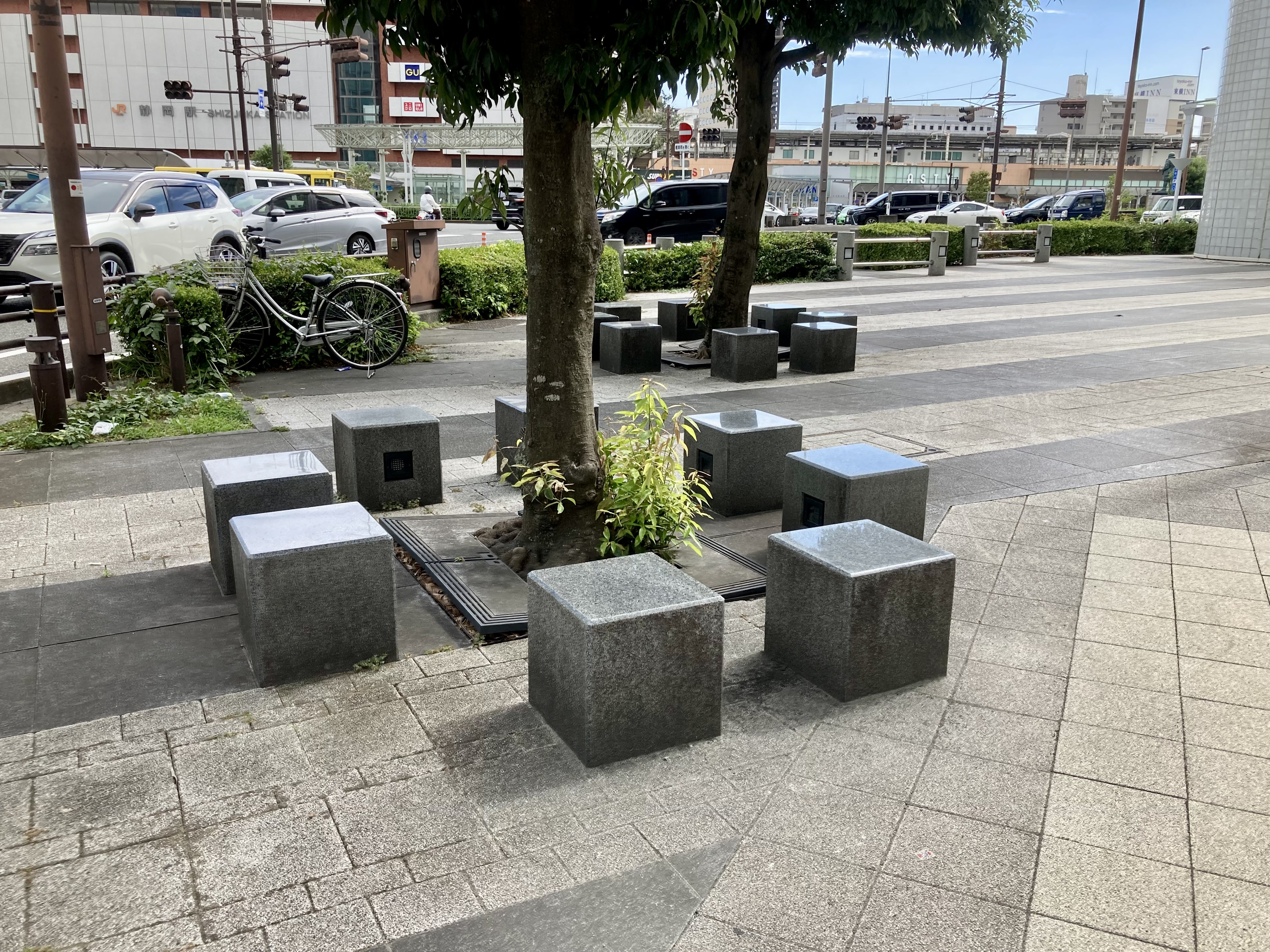 [시즈오카역] 미쓰비시UFJ은행 시즈오카지점 주변 쉼터 사진 1