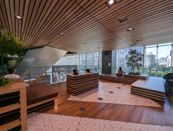 横滨站JR横滨塔 4F中庭休息区 其五