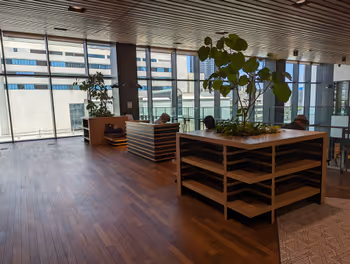 横滨站JR横滨塔 4F中庭休息区 其六