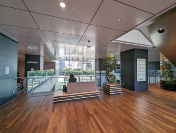 横滨站JR横滨塔 4F中庭休息区 其七