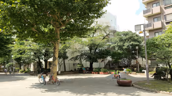 Rest area 2 at Ryuhoku Park, Asakusabashi Station