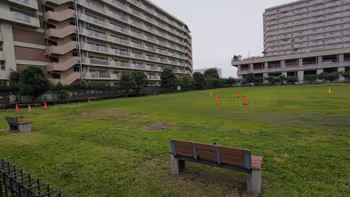 다카마쓰역 다치카와 시청 북측 광장의 휴식 장소 그 3