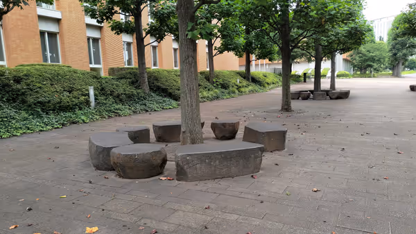 自治大学校前の写真2