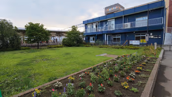 Rest area in Miyahara Station East Exit Park, Part 2