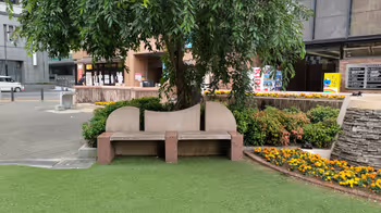 立川北駅憩いの場の休憩場所その2