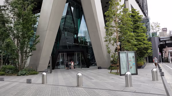 Photo of Ikebukuro Station | Timetable Plaza | Rest Spot 1