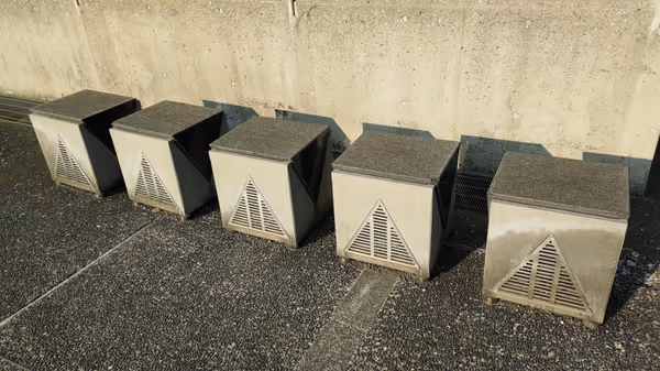 Photo of Sendagaya Station | Near Tokyo Metropolitan Gymnasium Sidewalk Deck | Rest Spot 2