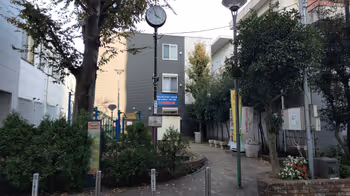 기타산도역 센다가야 어린이 놀이터의 휴식 장소 그 1