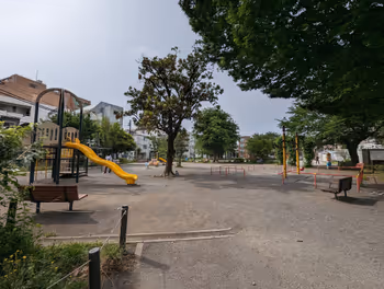 椎名町車站椎名町公園的休憩場所之三