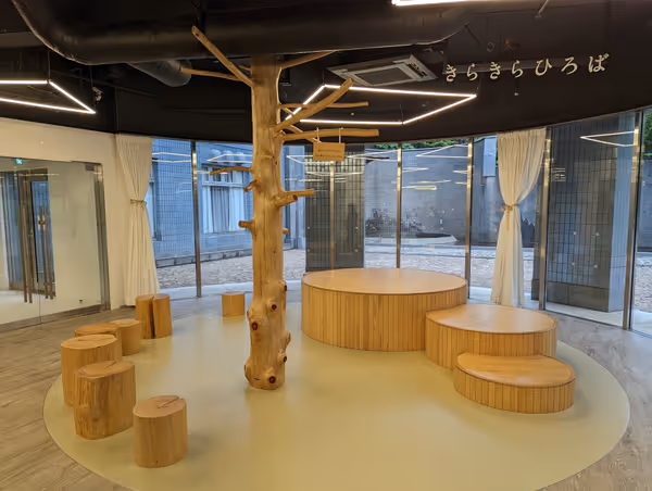 パルテノン多摩 ライブラリーラウンジの写真4