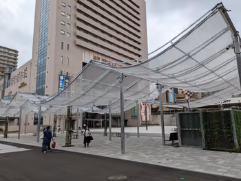 Resting area at Plenty Plaza, Seishin-Chuo Station, part 3