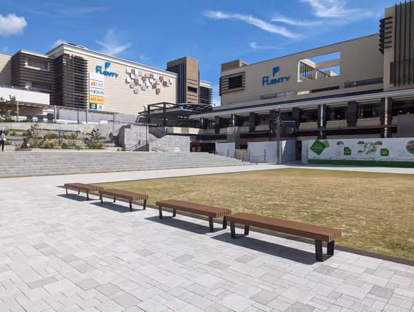 Photo of Nishinomiya-Chuo Station | Plenty Plaza | Rest Spot 2