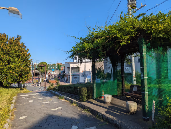 要町通り歩道 4番出口側の写真1