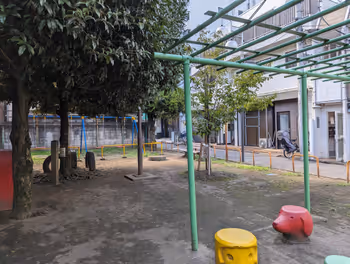 Rest area at Miyoshi Park, Saginomiya Station, part 4