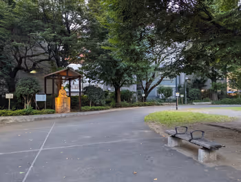 水天宮前駅箱崎公園の休憩場所その7