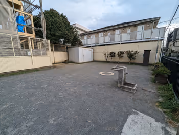 東長崎車站長崎四丁目梅之木兒童遊樂園的休憩場所其二