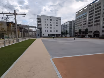 Rest area in front of Utsunomiya Station Symphony Hospital, part 1