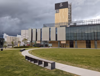 宇都宮駅風のホワイエの休憩場所その5