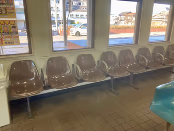 Photo of Usuki Station | Waiting Room | Rest Spot 2