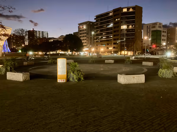 上野の森口(南口)側 広場の噴水の写真2