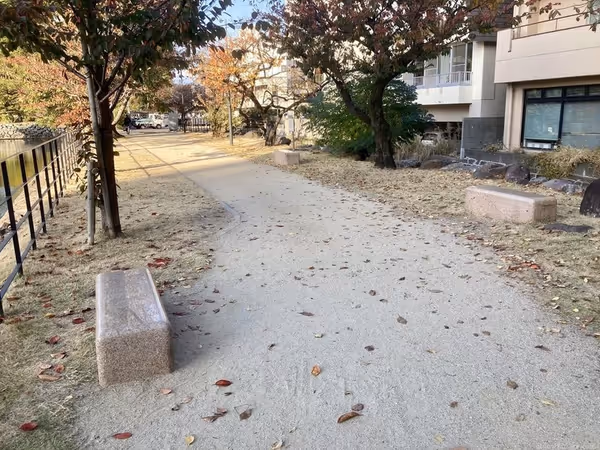 Photo of Oita Station | Oita Castle Ruins Park Outer Garden, Near the Moat Edge by Shoei Shrine | Rest Spot 1