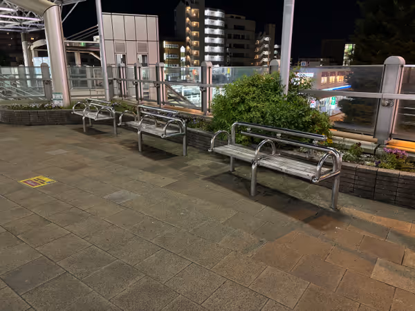 Photo of Fuchinobe Station | Fuchinobe Station | Front Aurora Deck Bench | Rest Spot 3
