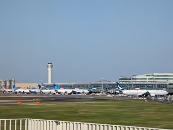 天空橋駅足湯スカイデッキの休憩場所その3