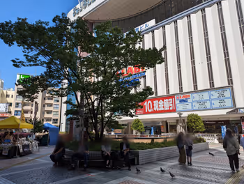 오이마치역 동쪽 출구 보행자 데크의 휴식 장소 그 1