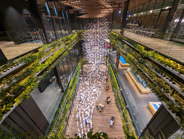 HANASAKA SQUAREの写真1