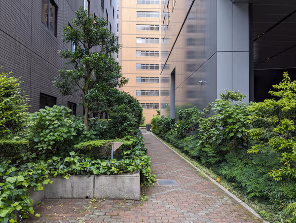 芝浦前川ビル公開空地の写真1
