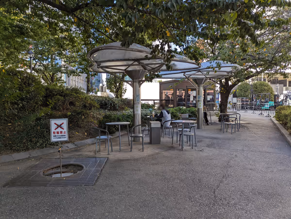 福岡市役所 エル通り側の写真1