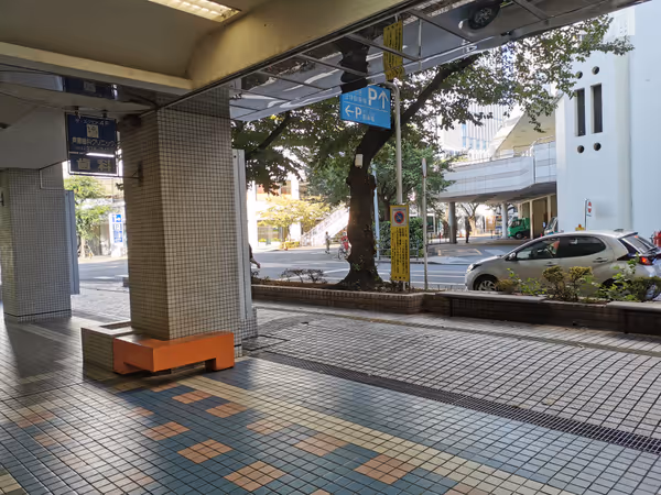 Photo of Seiseki-Sakuragaoka Station | In front of The Square | Rest Spot 3