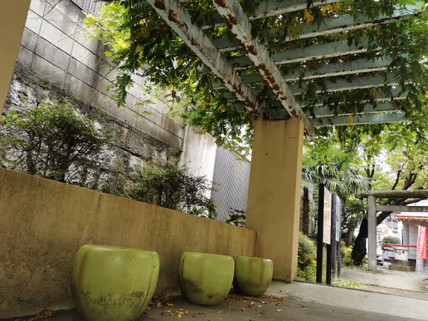 Photo of Wakamatsu-Kawada Station | Shusse Inari Shrine, Yocho Higashi Children's Park | Rest Spot 4