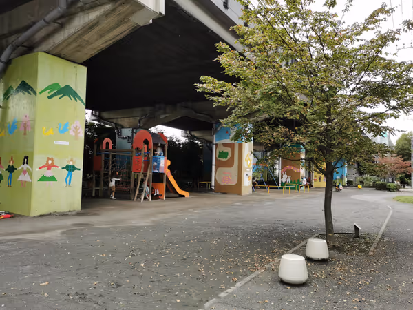 北烏山三丁目高架下・松葉山公園の写真3